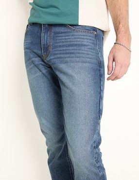Jeans straight Mossimo lavado medio para hombre