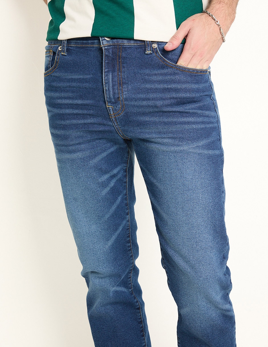 Jeans straight lavado stone wash para hombre 4
