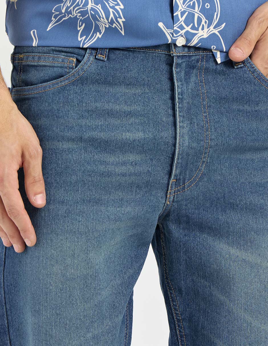 Jeans straight lavado medio para hombre 4