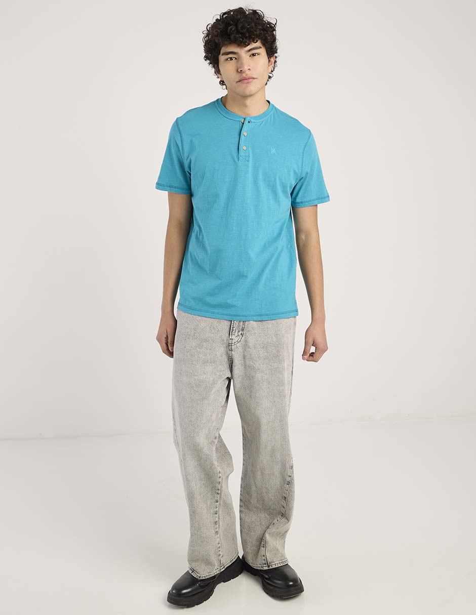 Playera cuello henley para hombre 3