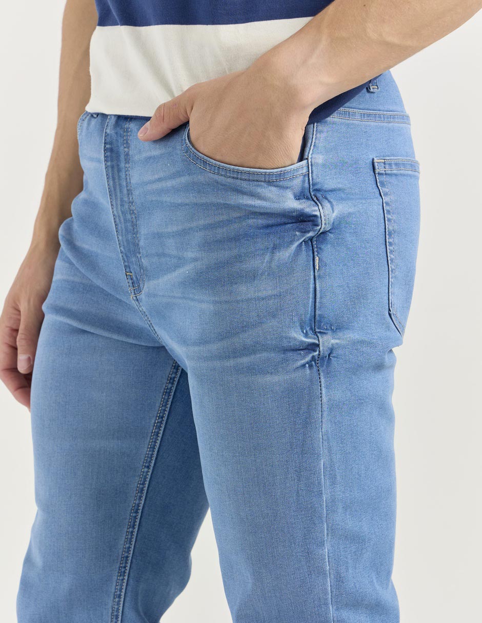 Jeans slim lavado claro para hombre 4